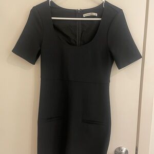 Abercrombie & Fitch Black Short-Sleeve Scoop Neck Sheath Dress